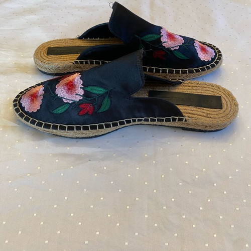 Zara vintage mules new with embroidery, black and multicolor
