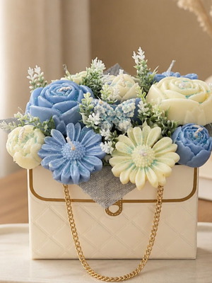 Bag with golden chain decorated with floral scented soy wax