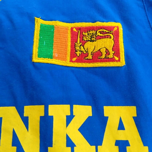 Sri Lanka National Cricket Team Jersey 2011 like new, authentic