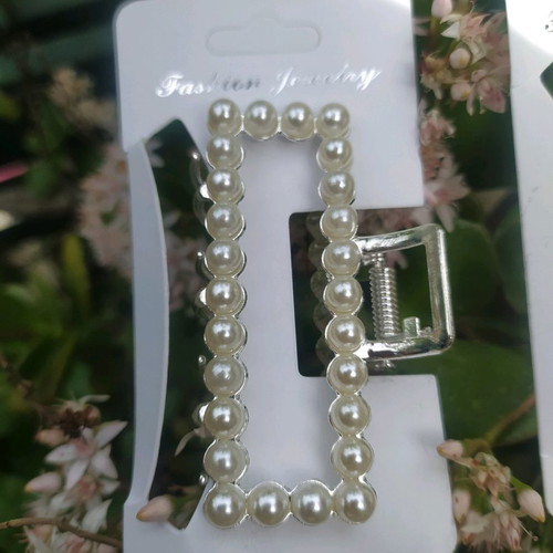 Hair clip set new