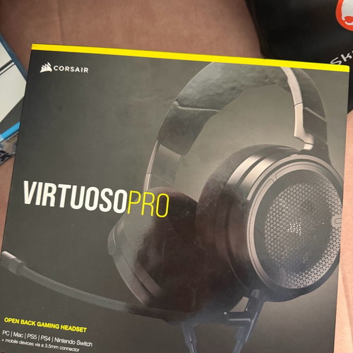 Corsair Virtuoso Pro headphones like new