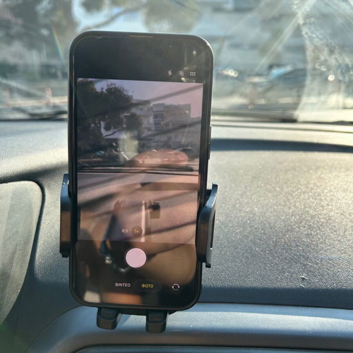 Car Phone Mount for Dashboard with 360-Degree Rotation, New
