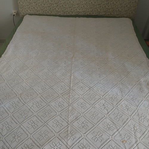 Handmade blanket like new, vintage heirloom 196x145 cm