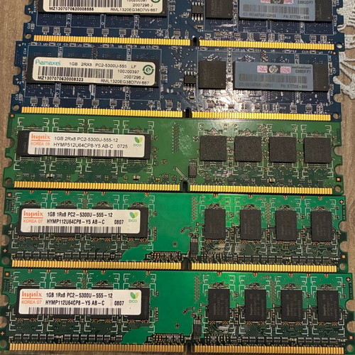 DIMMS DDR2 memory used, 5x1GB PC2-5300U
