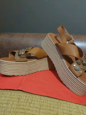 Migato Brown Platform Sandals With Gold Studs Size 40 Like New