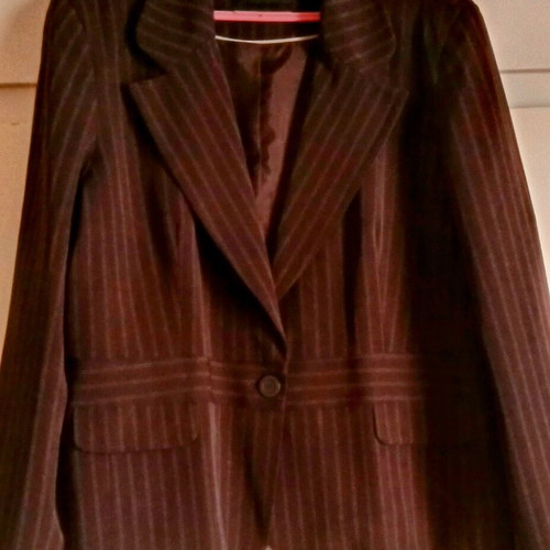 Brown dark South jacket XL with fine stripes like new