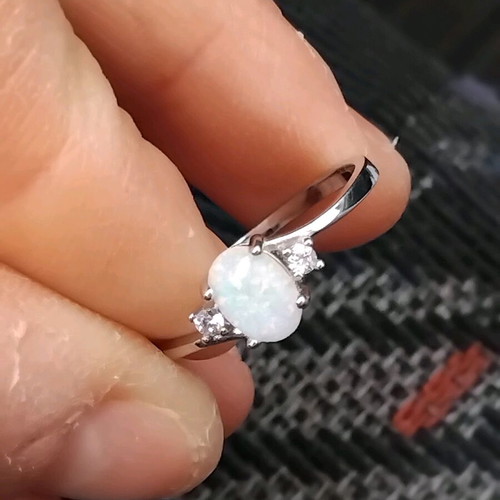 Opal ring with zirconia stones size 9 new
