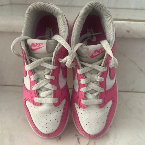 Nike Dunk Low kids shoes used, size 33, bright pink