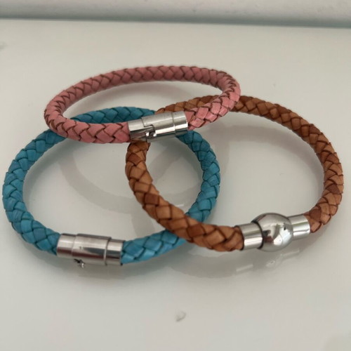 Leather bracelets like new, set of 3, multicolor, Bijou Brigitte