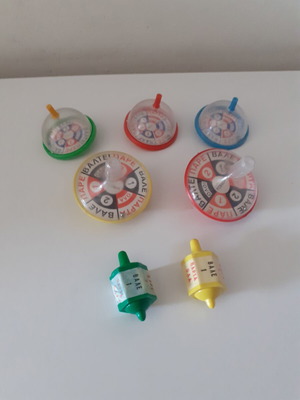 Spinning Tops like new, full set
