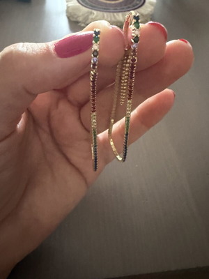 Dangling earrings like new, multicolor and gold tone