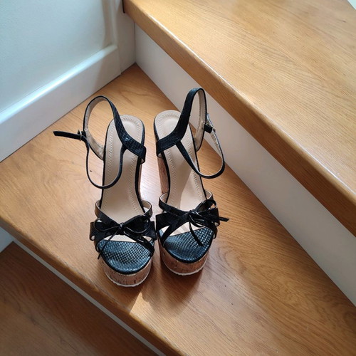 Women's platform sandals like new, cork wedge, snakeskin pattern size 37