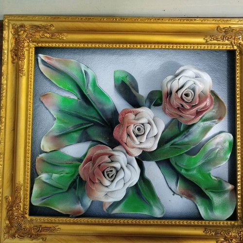Frame with leather handmade flowers and fade-resistant colors new