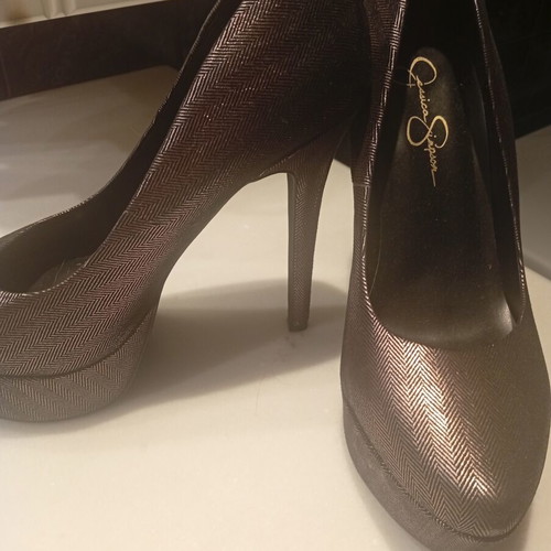 Jessica Simpson pumps size 40 like new, brown and gold