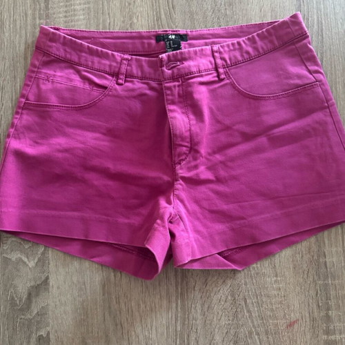 H&M Pink Shorts like new, size 40 L