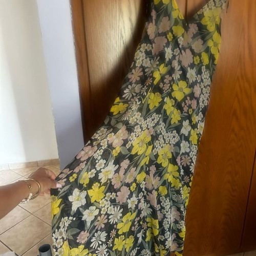 Zara silk floral maxi dress like new, medium large