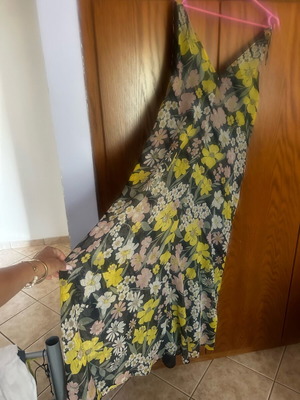 Zara silk floral maxi dress like new, medium large