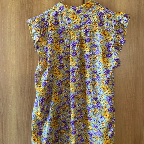 Regalinas floral shirt new, size M, multicolor