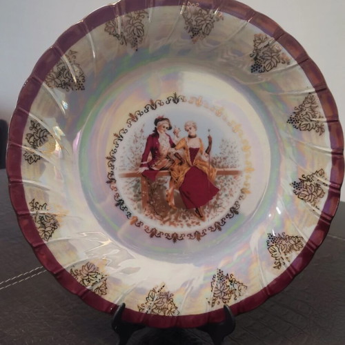 Decorative plate like new
