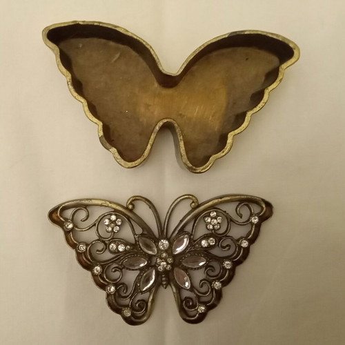 Bronze butterfly jewelry box used with rhinestones and multifaceted stones