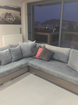 Corner sofa like new 2.73 x 2.22 x 0.97 m