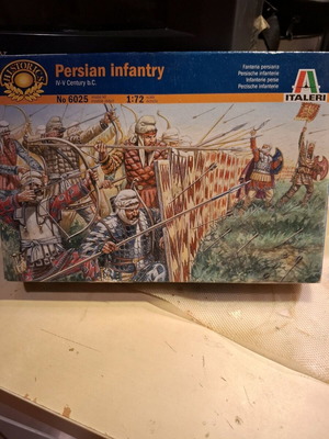 Model figures Persian infantry Italeri καινούργιο στο κουτί του