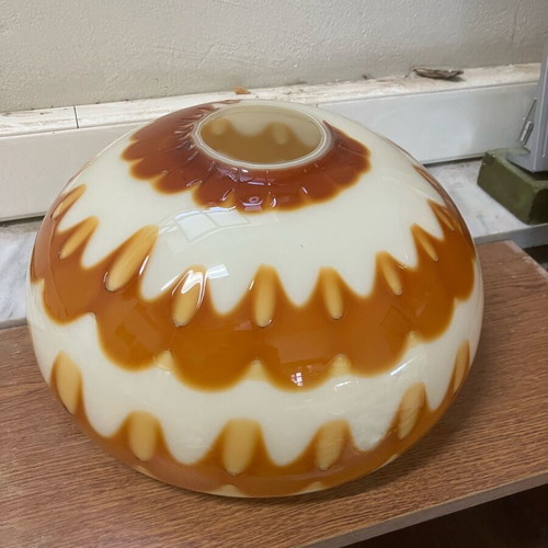 Italian handmade glass lampshade from the 70s, like new, 30 cm diameter
