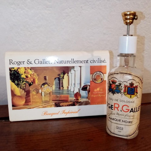 Vintage collectible Roger & Gallet set used, 2 items