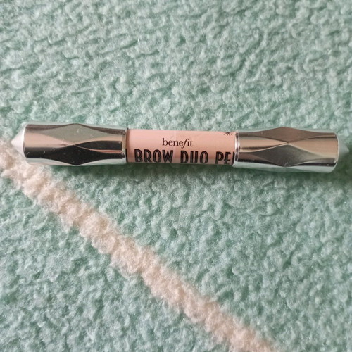 Benefit Cosmetics Brow Duo Pen used
