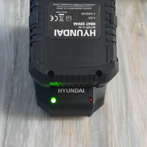 Hyundai Lithium Battery HBAT 20V4A and Charger HCBAT 2-4A used set