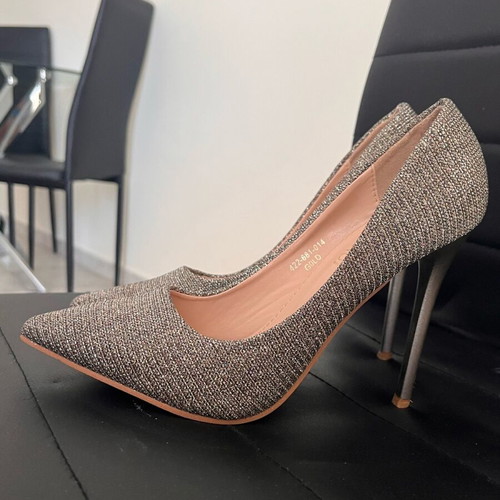 Voi&Noi pumps like new, silver, size 38