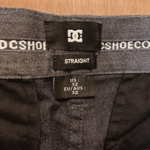 DC Shoes Worker Relaxed Chino Shorts size 32 anthracite like new