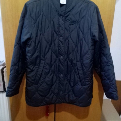 Nike small thermafit jacket like new, quilted black