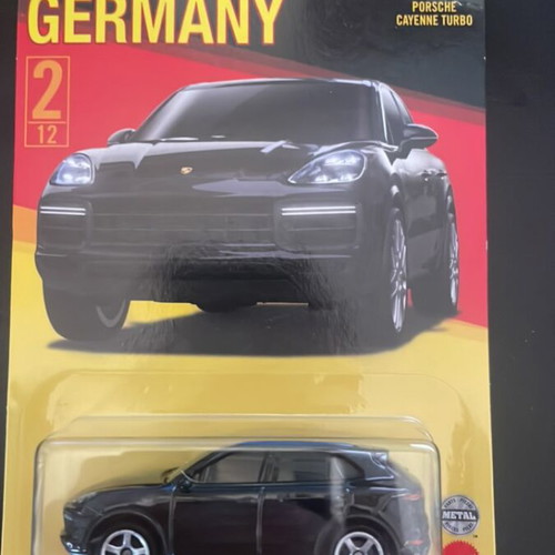 Matchbox Porsche Cayenne Turbo toy car new, sealed