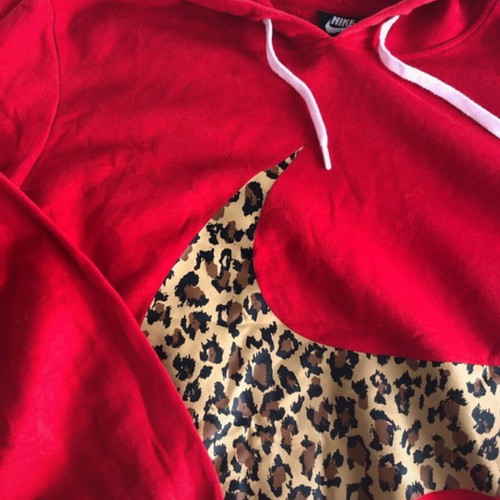 Nike cropped hoodie like new, red, size L