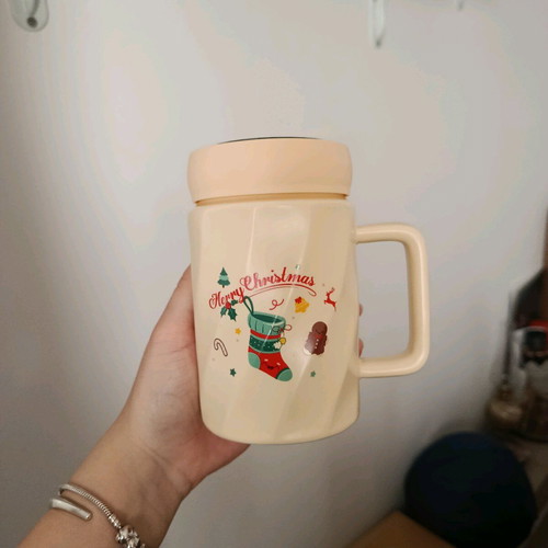 Mug with screw-on mirror lid like new, Christmas design
