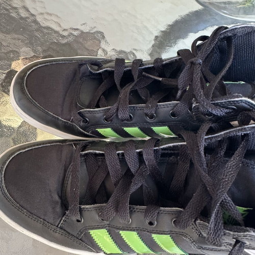 Adidas men's shoes size 42 like new, black athletic