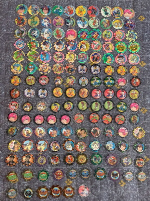 Bayblade caps used, pack of 146 pieces