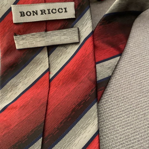 Tie like new