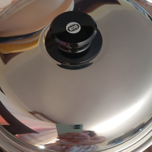 AMC cookware set of 3 stainless steel pots like new