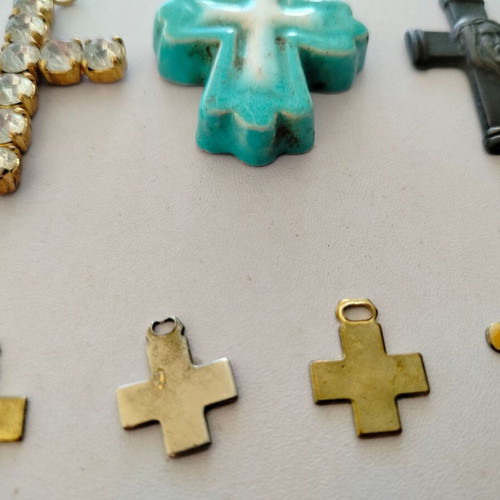 Cross pendants used, pack of 10, various materials and sizes