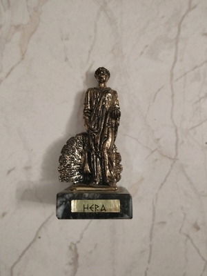 Statue of goddess Hera made to order