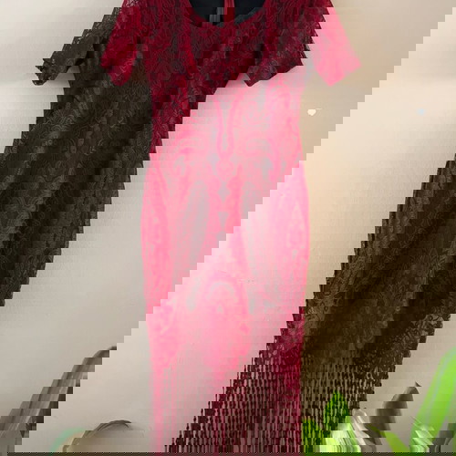 Дантелена рокля нова, размер М, червена