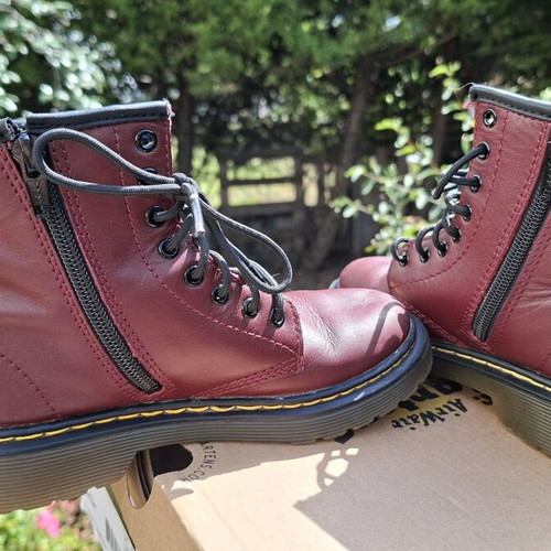 Dr.Martens Delaney kids boots used, size 30, purple