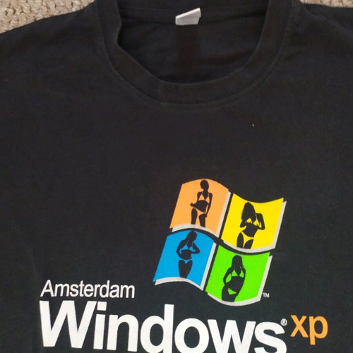 Windows XP Amsterdam T-shirt short sleeve like new, collectible