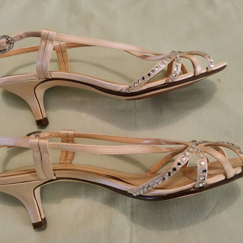 Clarks sandals size 37 used, beige-pink with stones, kitten heel