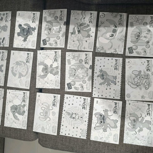 Stitch AMAZING WORLDS photocard collection like new