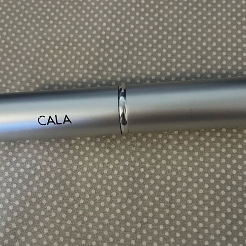 Powder makeup brush used with high-quality bristles