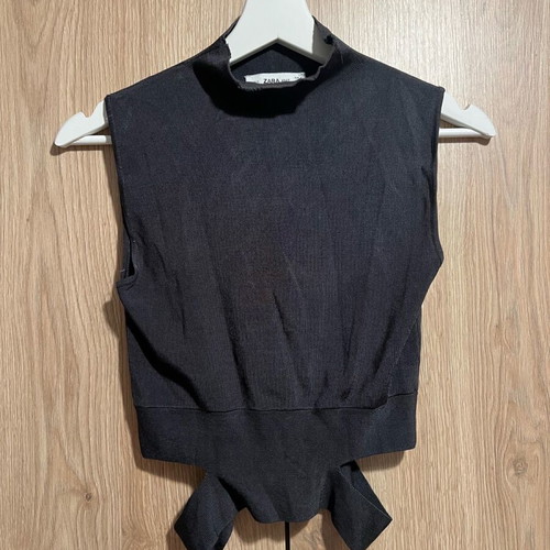 Zara top size M dark gray with soft knit and cutouts