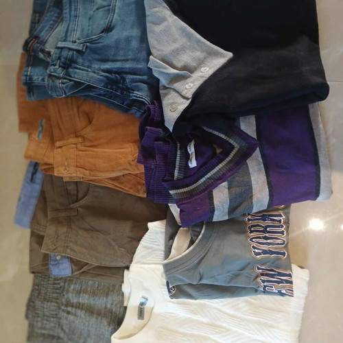 Set of size 32 pants and large shirts like new